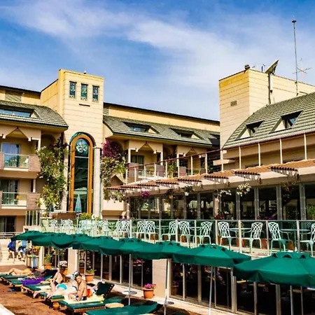 Ambasador Hotel Otel