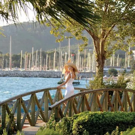 Hotel Ambassador Hotel&Spa- All Inclusive 4*