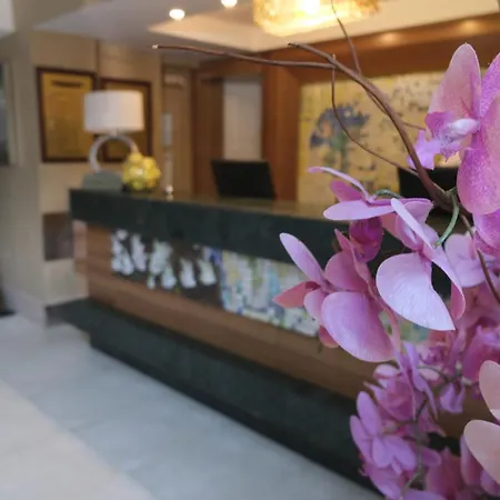 Ambasador Hotel